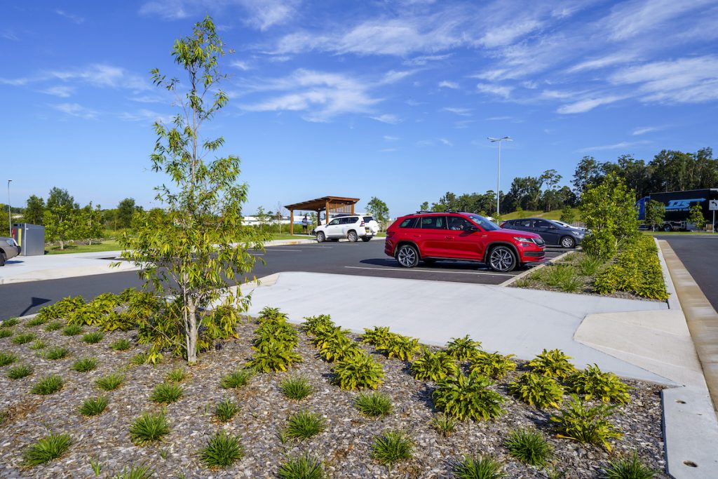 Port Macquarie Service Centre has plenty of parking